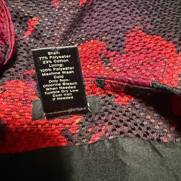 Ann Taylor Red and Black Rose Floral Pencil Skirt - Picture 5 of 7